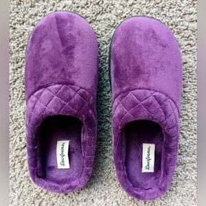 Dearfoams Plush Purple Slippers, Womens Large 9-10, Wide Fit (Brand New)